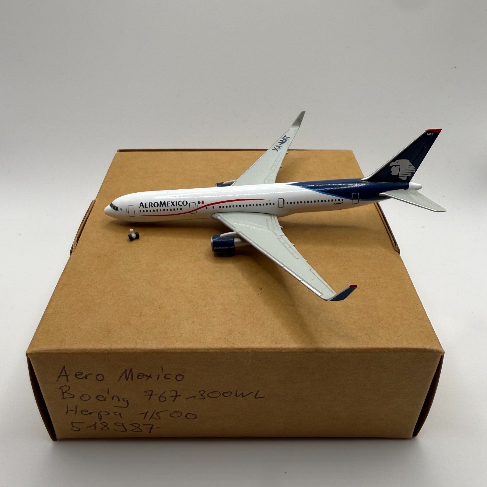 Herpa Wings 1:500 Aero Mexico 767-300 