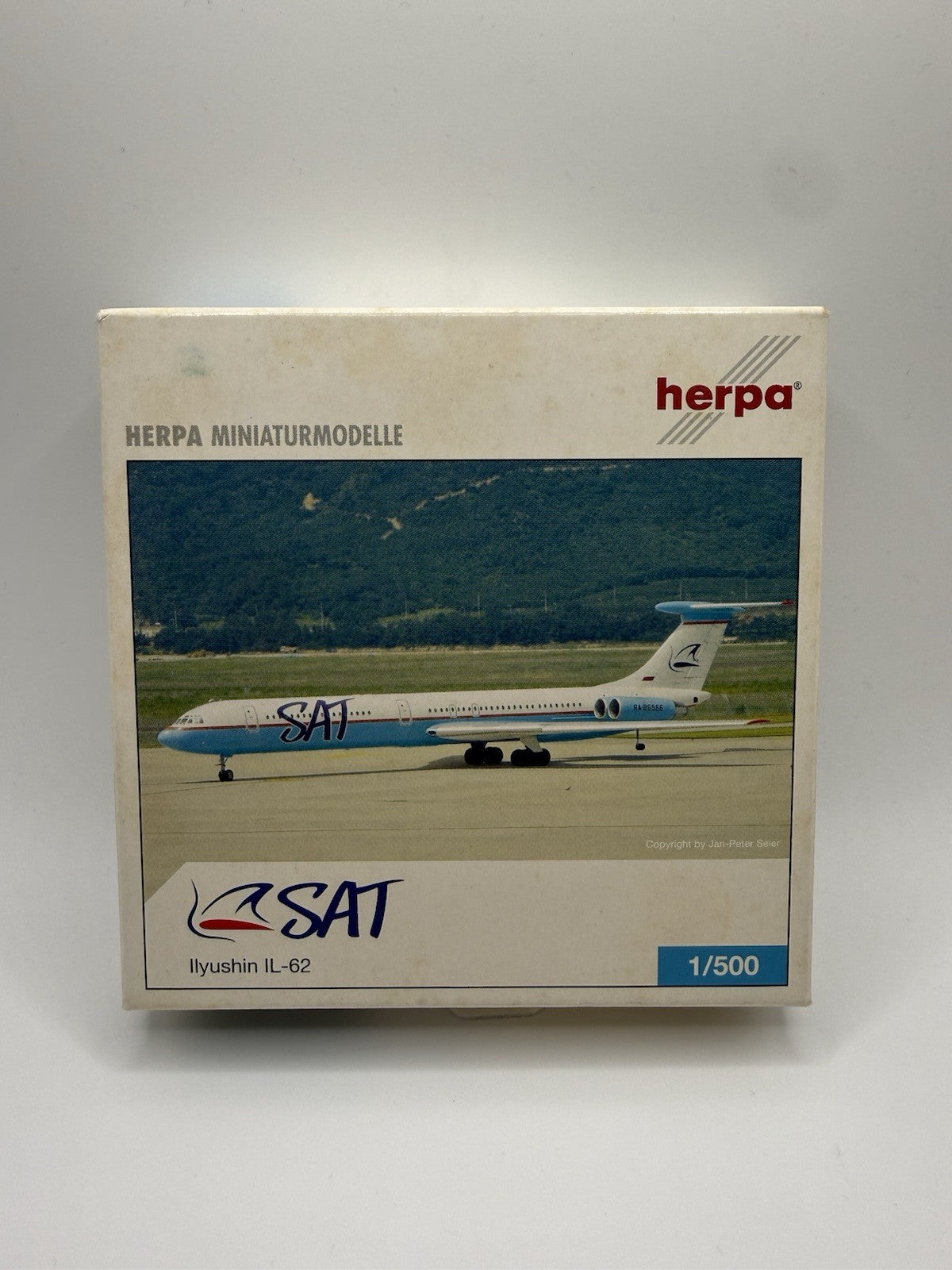 Herpa Wings 1:500 SAT IL-62