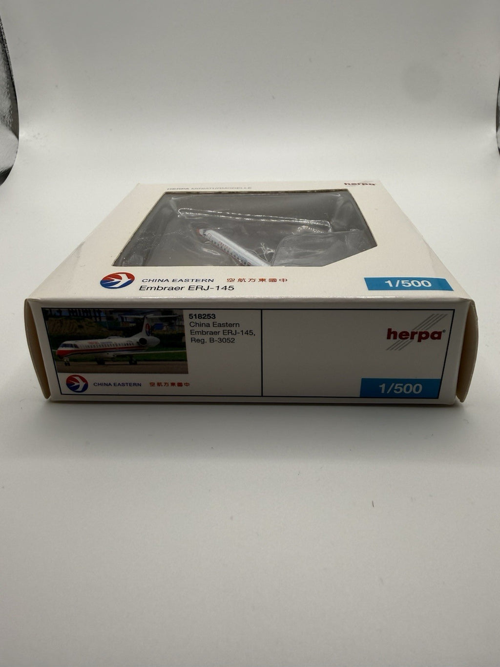 Herpa Wings 1:500 China Eastern Airlines ERJ-145