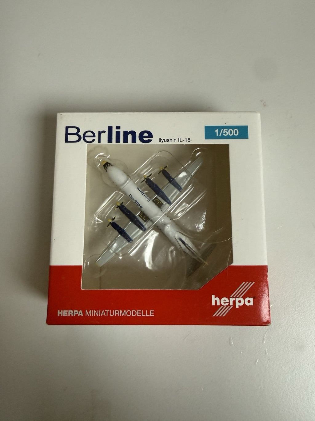 Herpa Wings 1:500 Berline IL-18