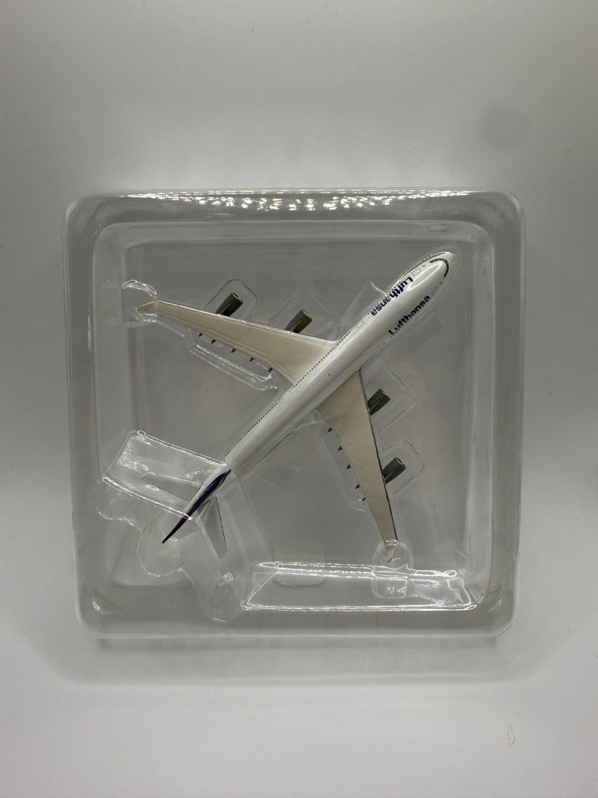 Herpa Wings 1:500 Lufthansa A340-300