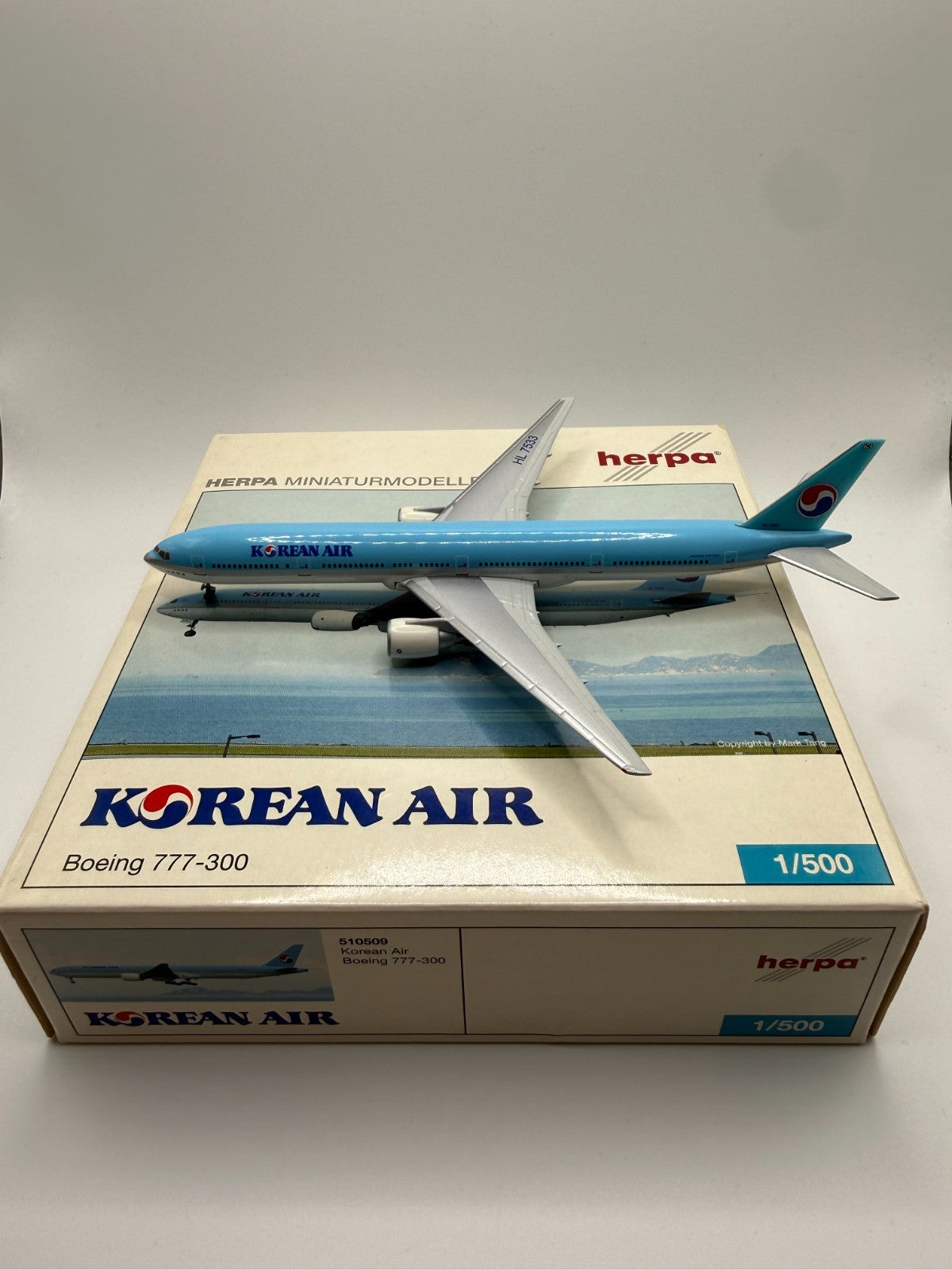 Herpa Wings 1:500 Korean Air 777-300ER