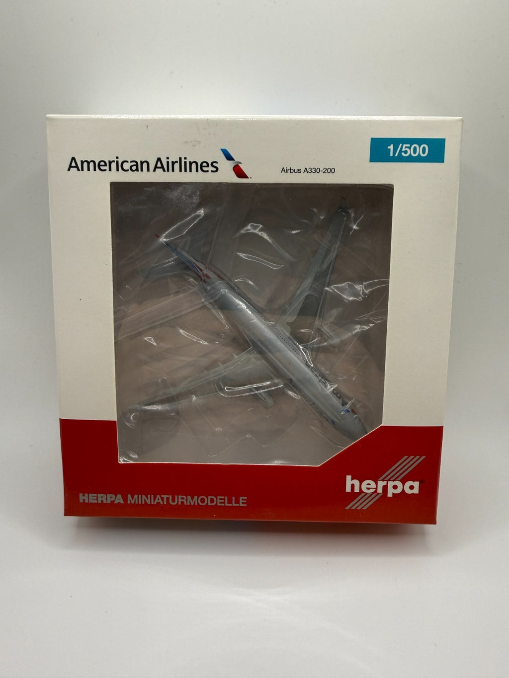 Herpa Wings 1:500 American Airlines A330-200