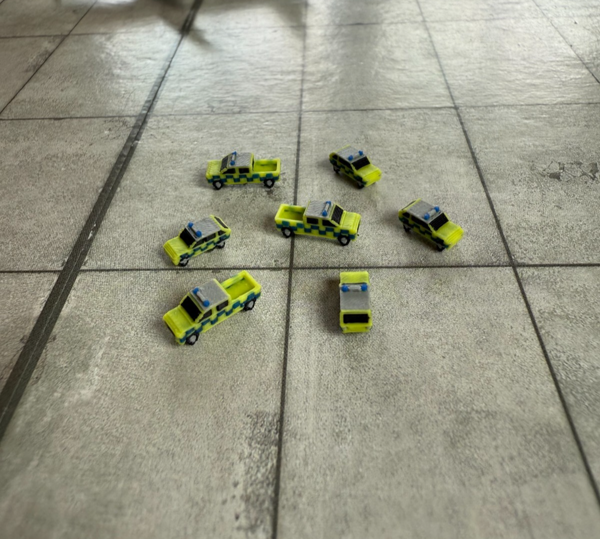 für Herpa Wings 1:500 / 1:400 10x Airport Security Police Cars GSE  /Airport