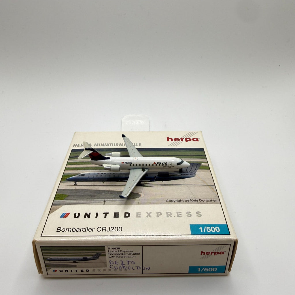 Herpa Wings 1:500 Delta Connection CRJ-200