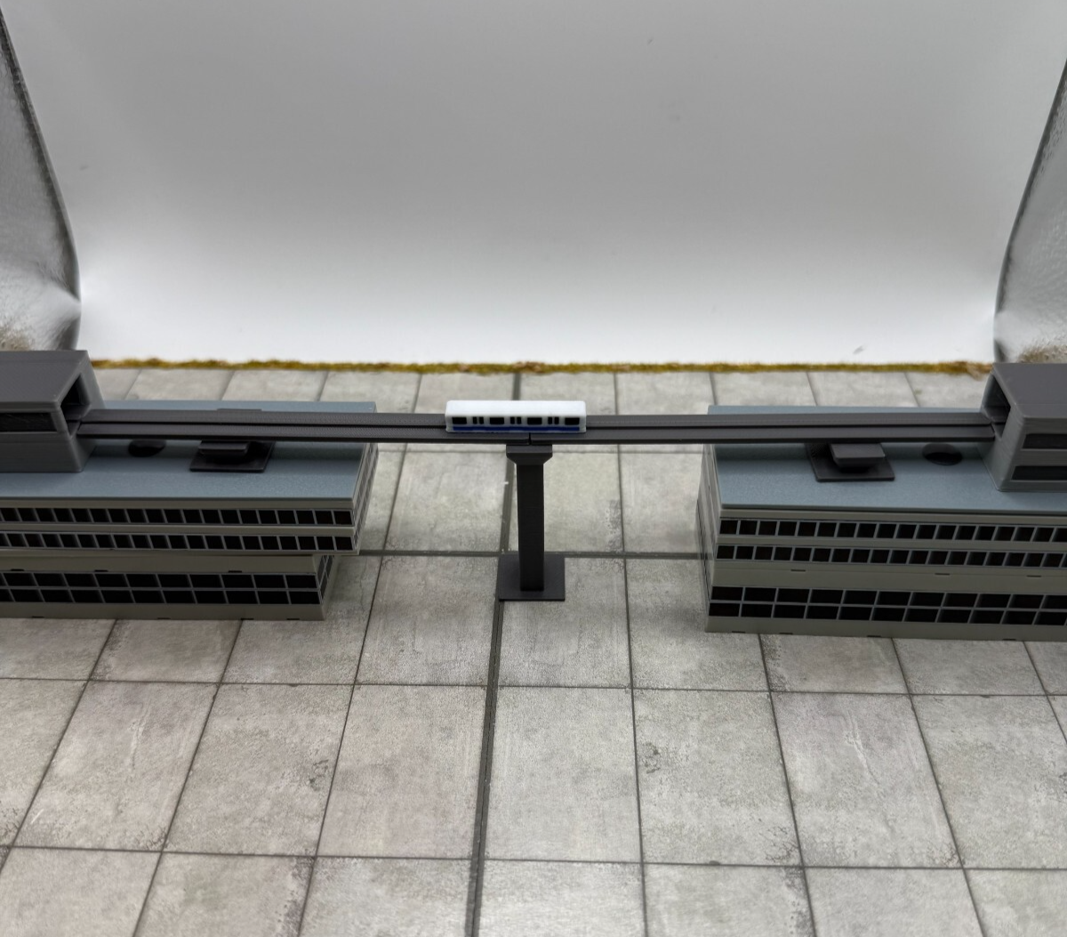 für Herpa Wings 1:500 Skytrain Bahn Flughafen Zubehör / Airport Accessoires