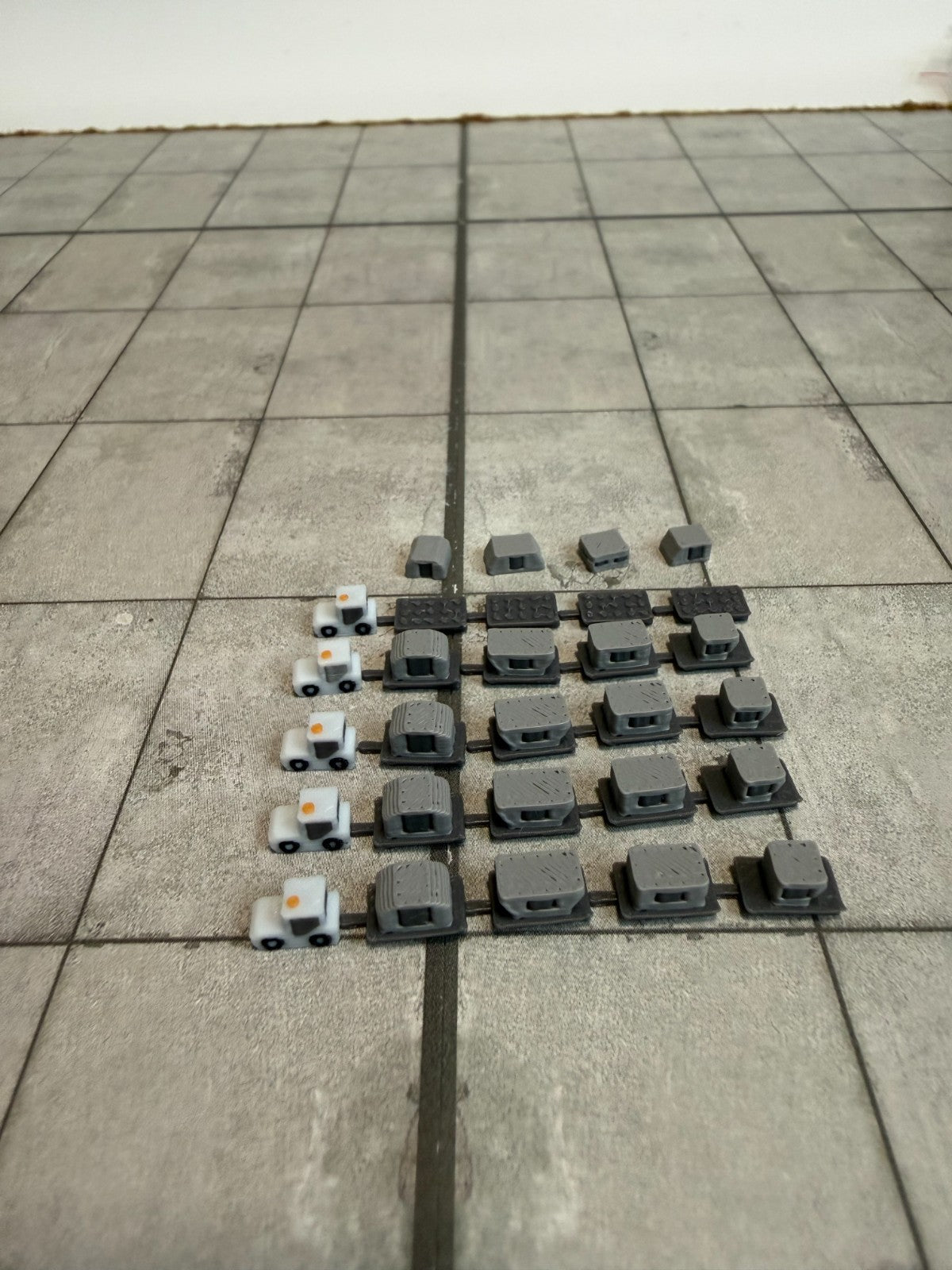 für Herpa Wings 1:500 / 1:400 Cargo Vehicles Set GSE / Airport Accessoires