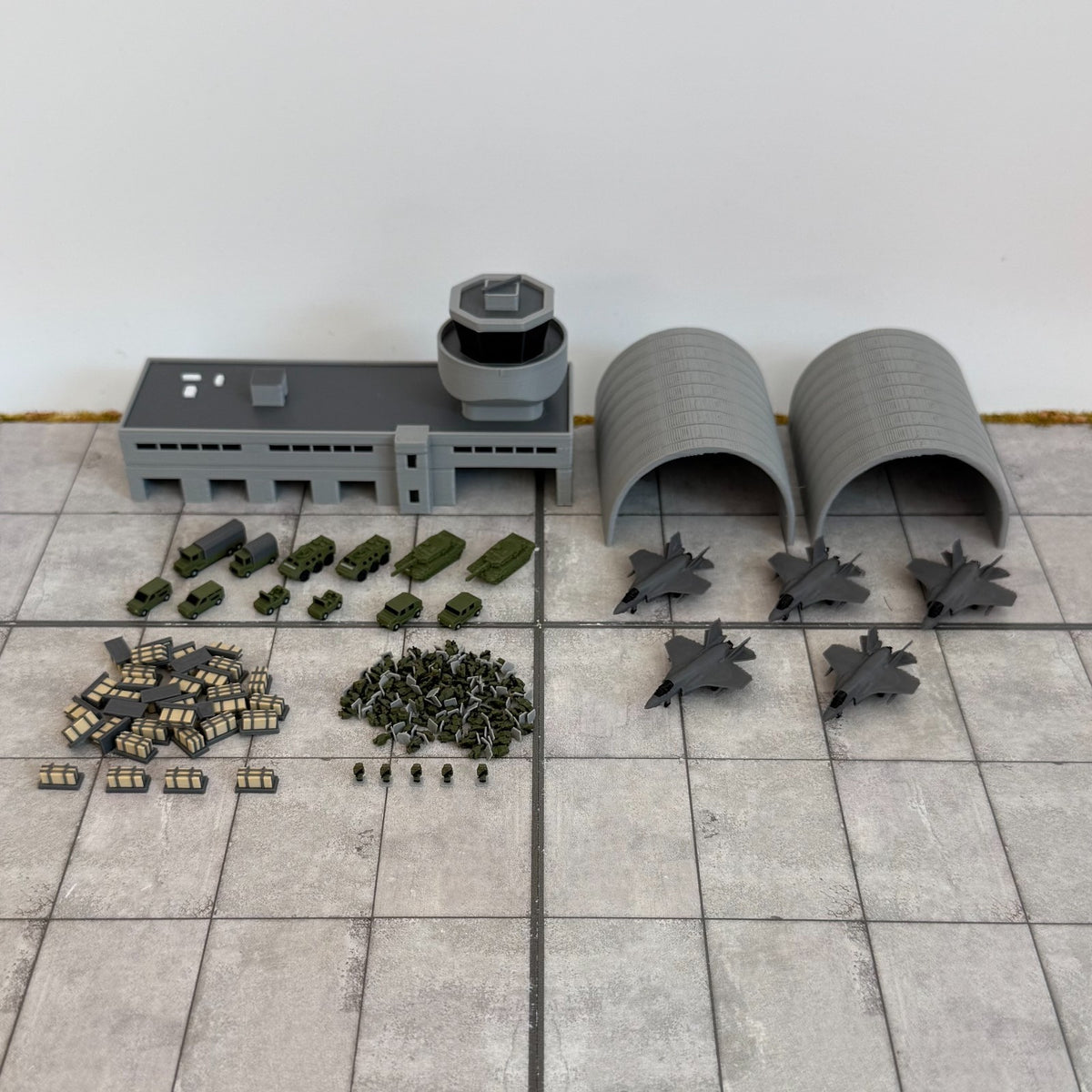 für Herpa Wings 1:500 Air Base Bundle Set Militär Military