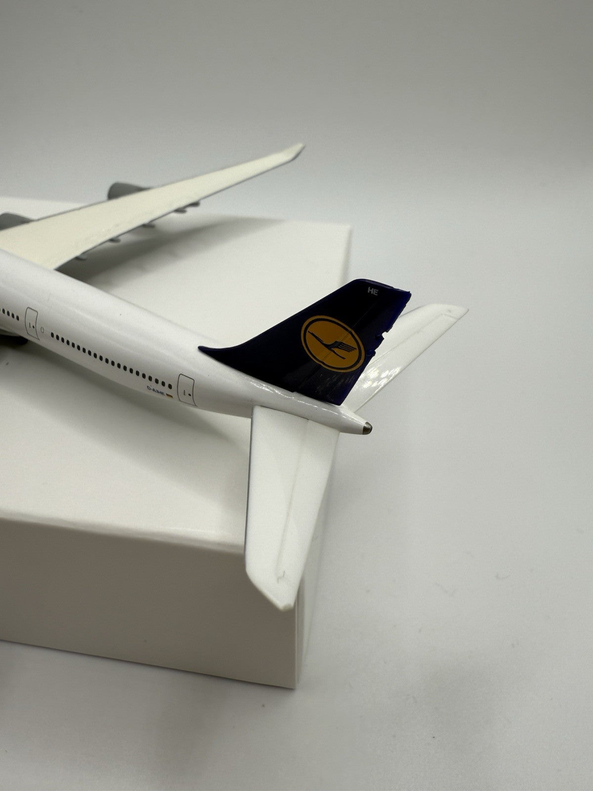 Herpa Wings 1:500 Lufthansa A340-600