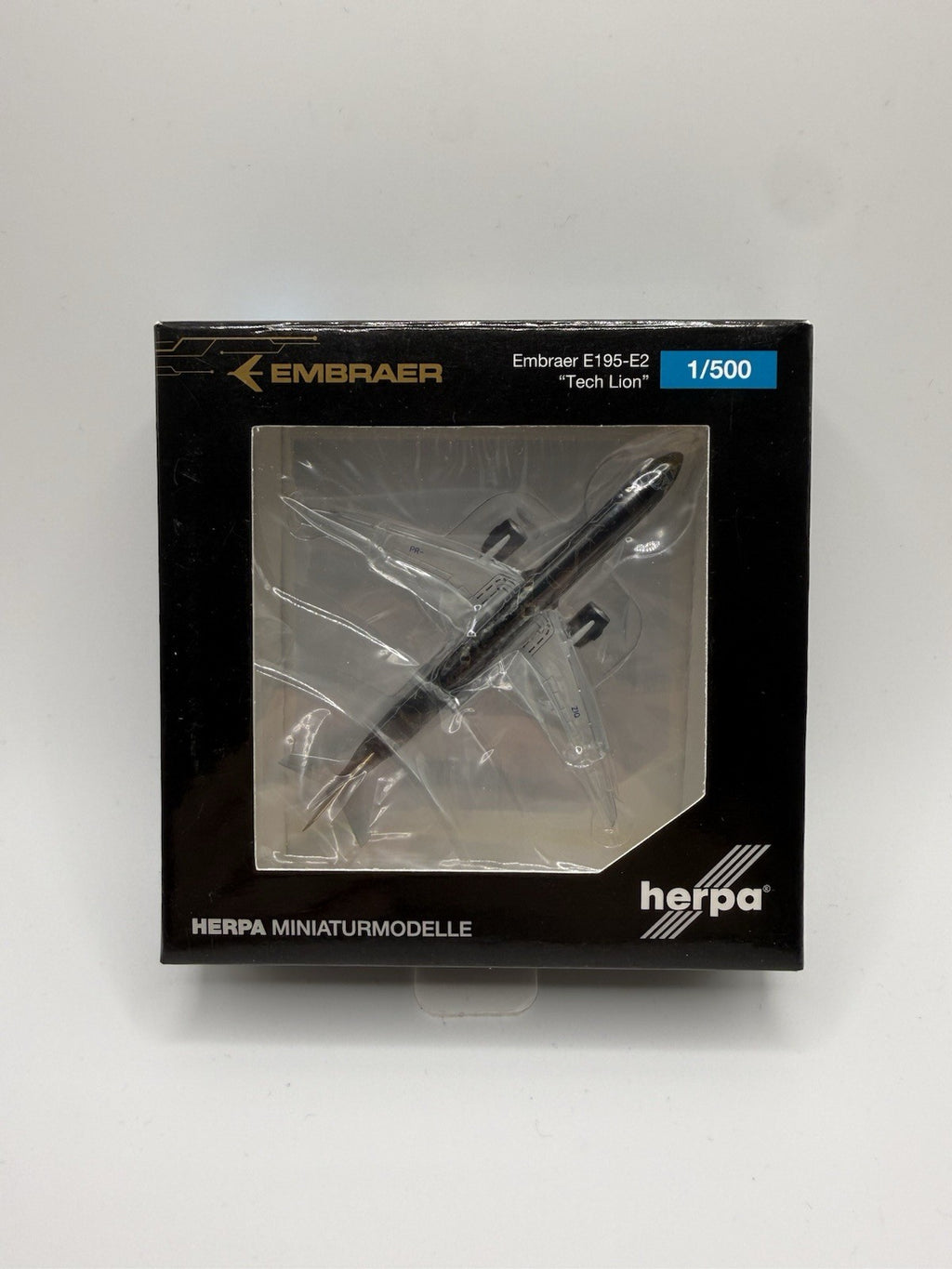 Herpa Wings 1:500 Tech Lion Embraer E195-E2