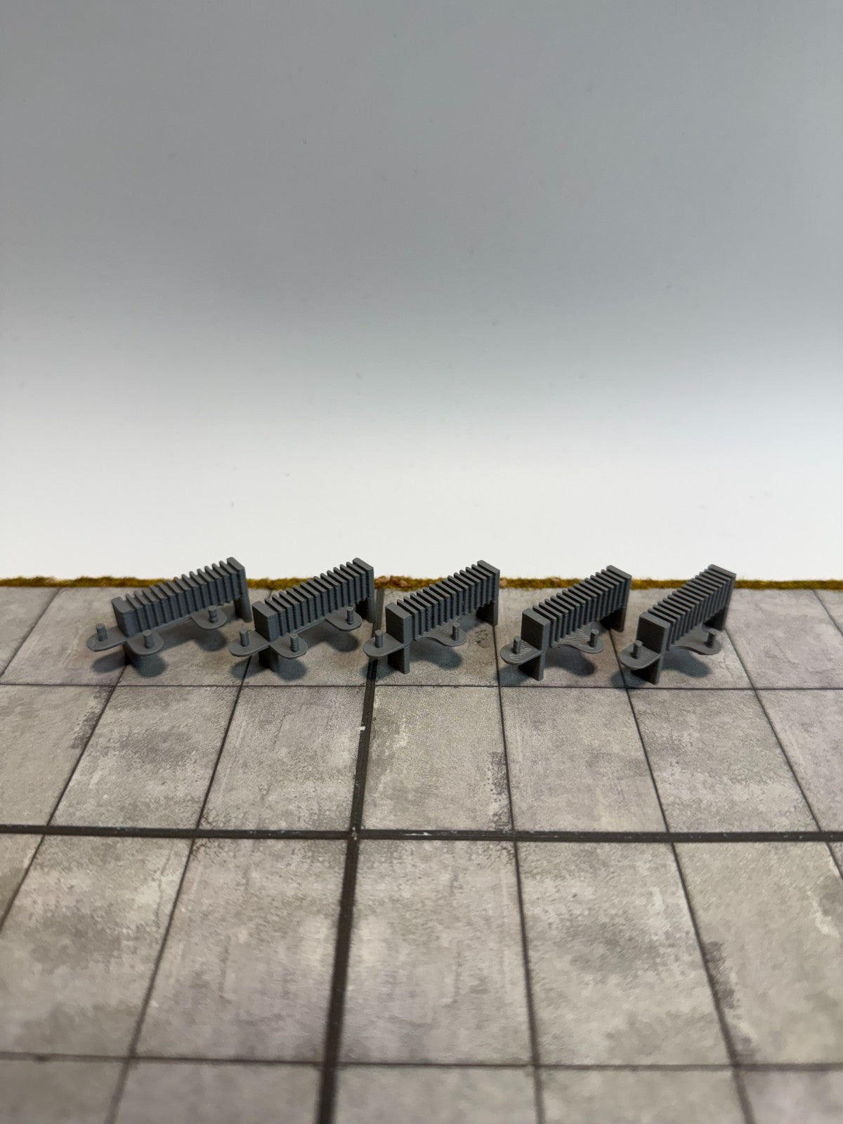 für Herpa Wings 1:500 / 1:400 5x Fluggastbrücken Jet bridges Gangways Zubehör