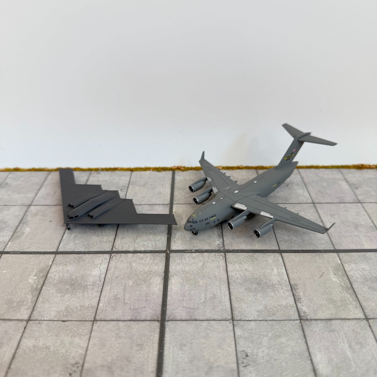 für Herpa 1:500 2x Northrop B-2 Bomber Military