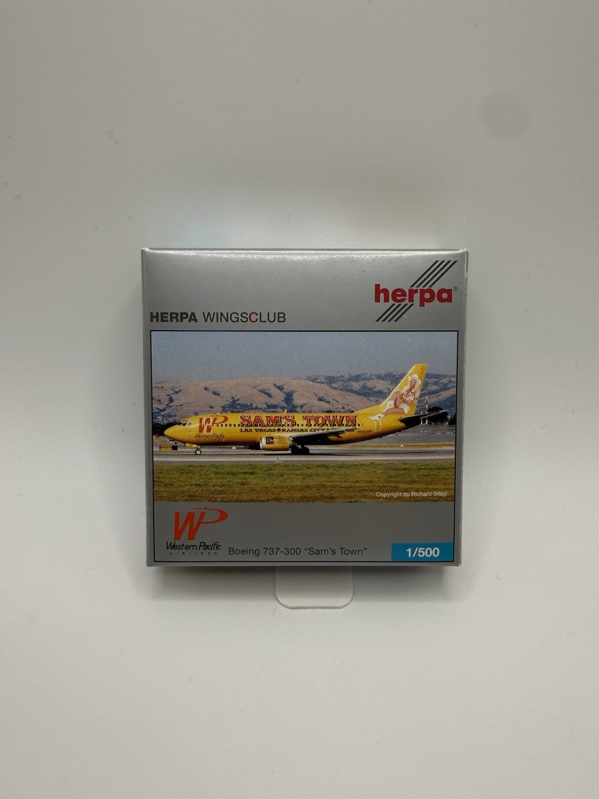 Herpa Wings 1:500 Western Pacific 737-300 Sams Town