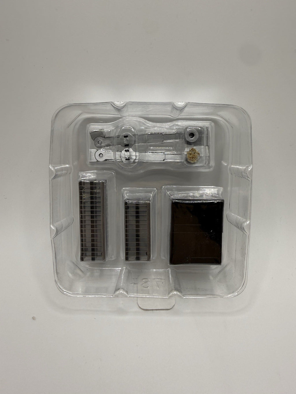 Herpa Wings 1:500 2x Passenger Gate Set Fluggastbrücken Jet Bridges Gangways 2