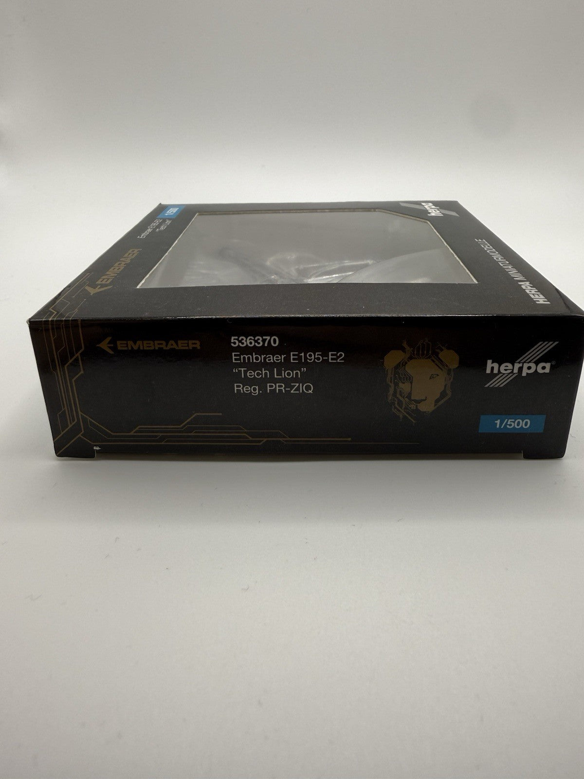 Herpa Wings 1:500 Tech Lion Embraer E195-E2