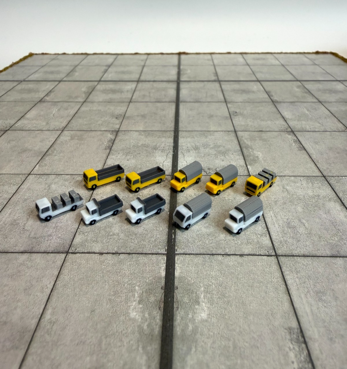 für Herpa Wings 1:500 / 1:400 12x LKW Trucks GSE  / Airport Accessoires