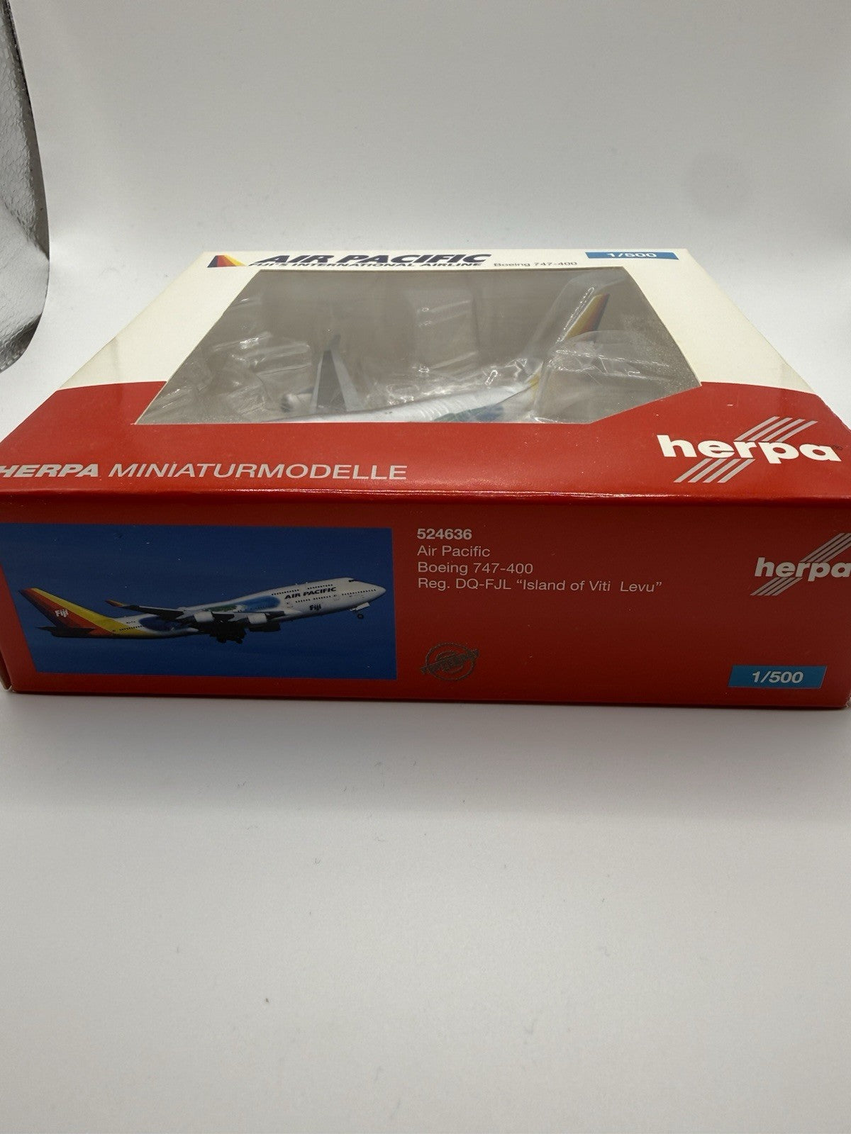 Herpa Wings 1:500 Air Pacific 747-400