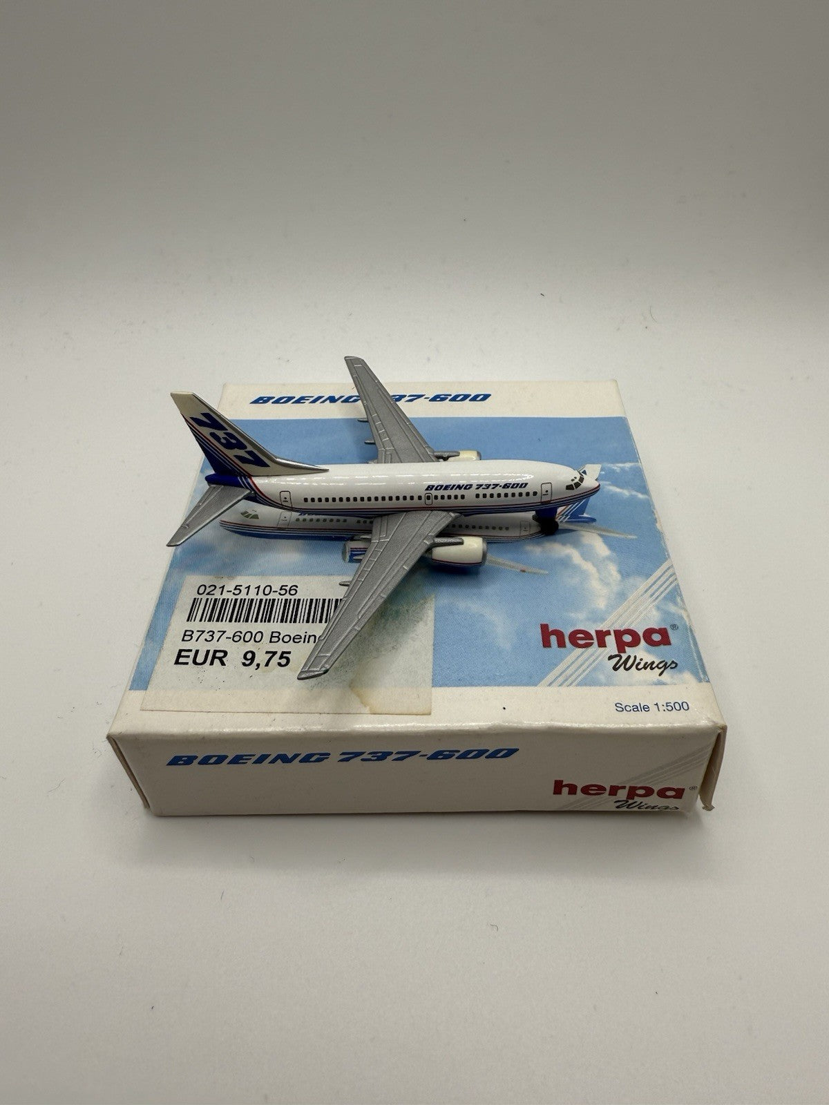 Herpa Wings 1:500 Boeing 737-600