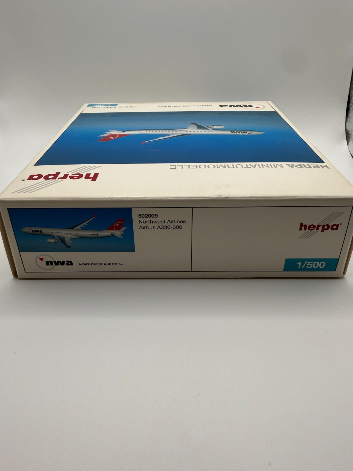 Herpa Wings 1:500 NWA Northwest Airlines A330-300