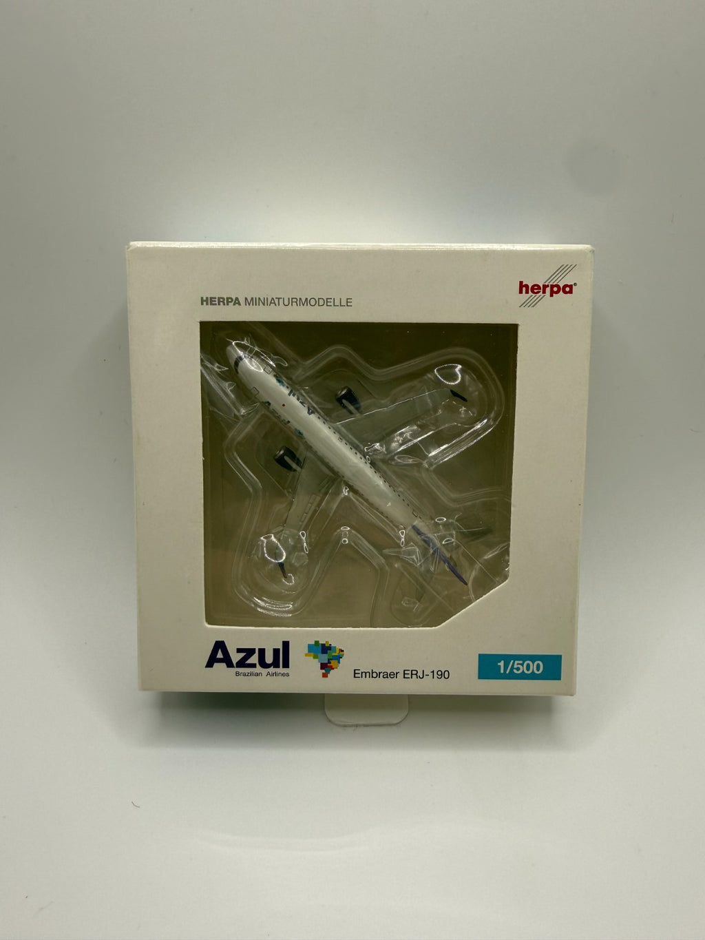 Herpa Wings 1:500 Azul Embraer ERJ-190