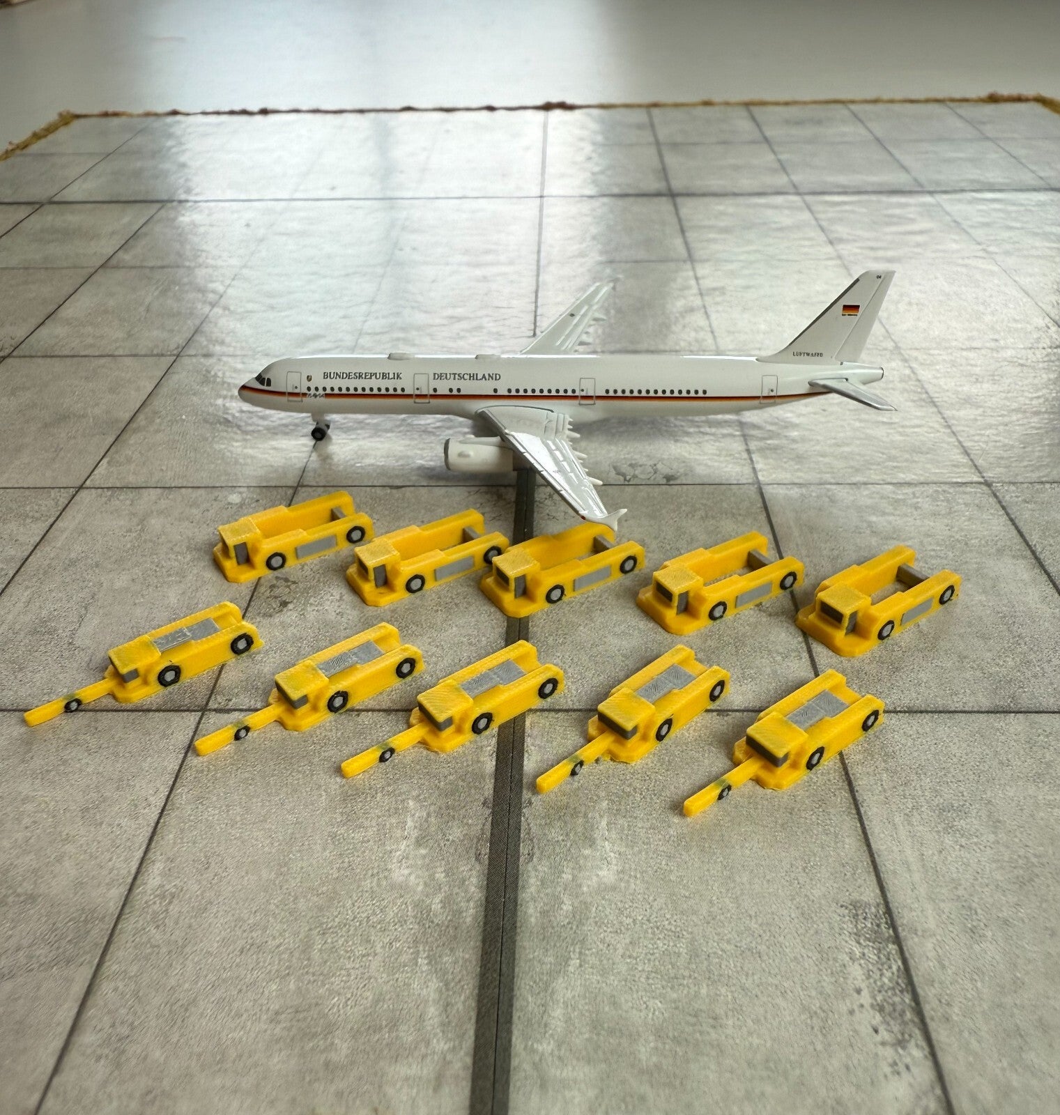 für Herpa Wings 1:500 / 1:400 10x Push back car Schlepper GSE / Airport