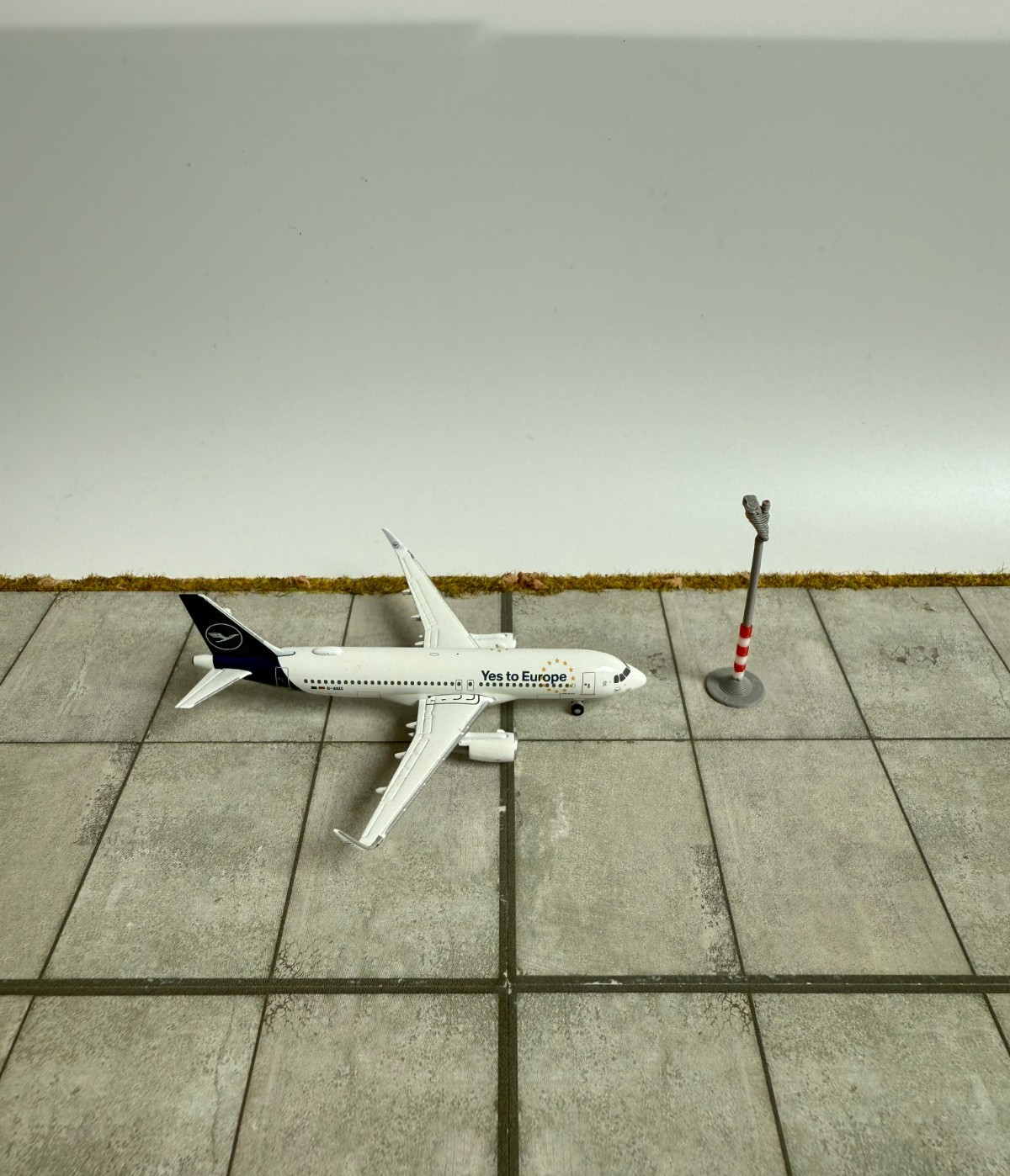 für Herpa Wings 1:500 / 1:400 10x Flutlichtmasten Floodlight /Airport Accessoire