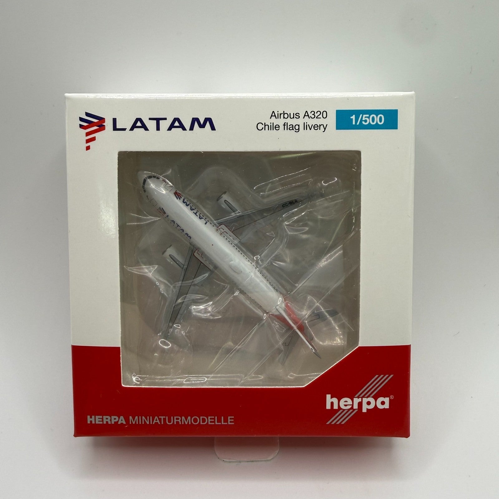 Herpa Wings 1:500 LATAM A319 Chile Flag