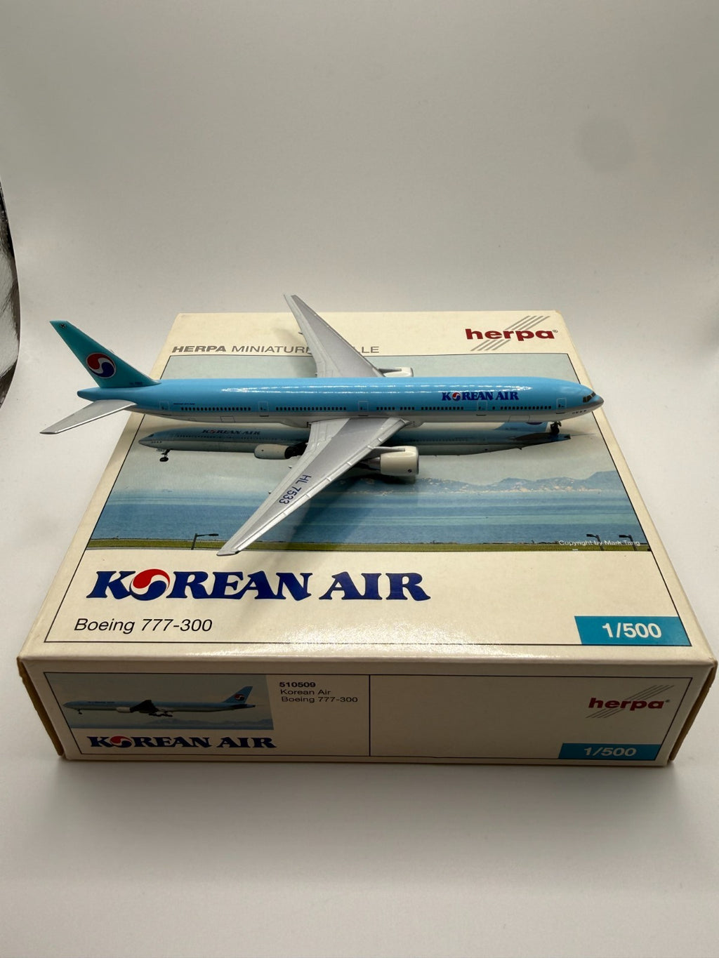 Herpa Wings 1:500 Korean Air 777-300ER