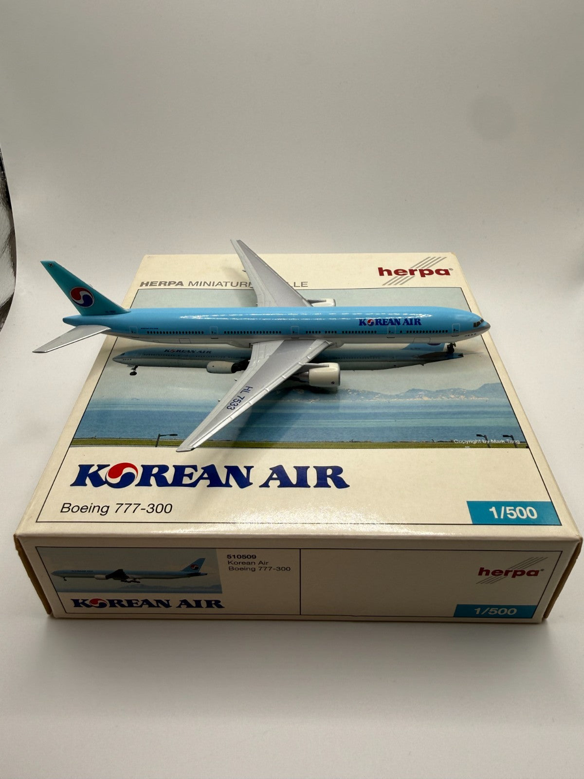 Herpa Wings 1:500 Korean Air 777-300ER