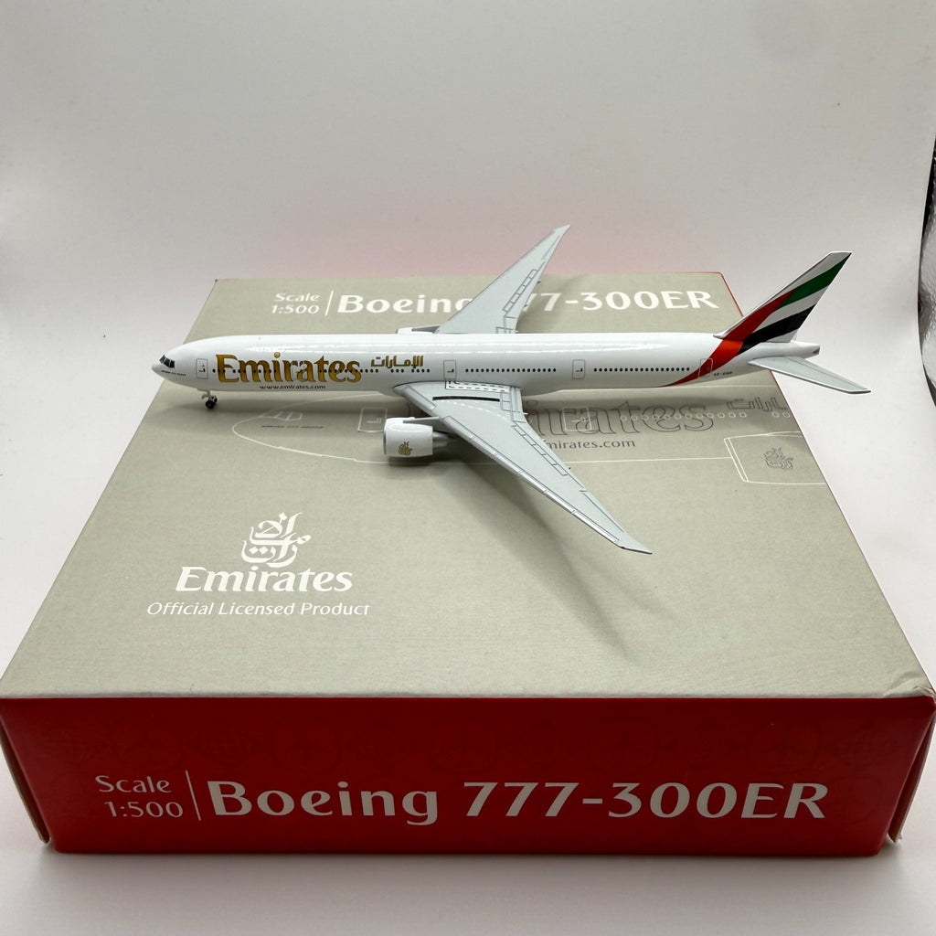 Herpa Wings 1:500 Emirates 777-300ER
