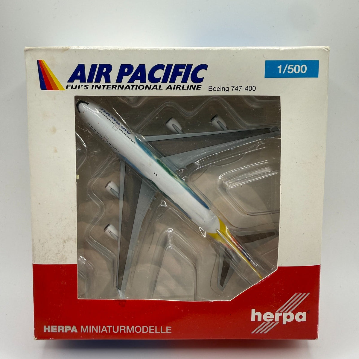 Herpa Wings 1:500 Air Pacific 747-400