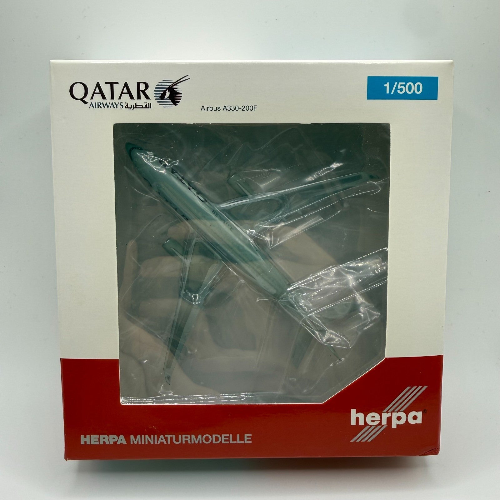 Herpa Wings 1:500 Qatar Airways A330-200F