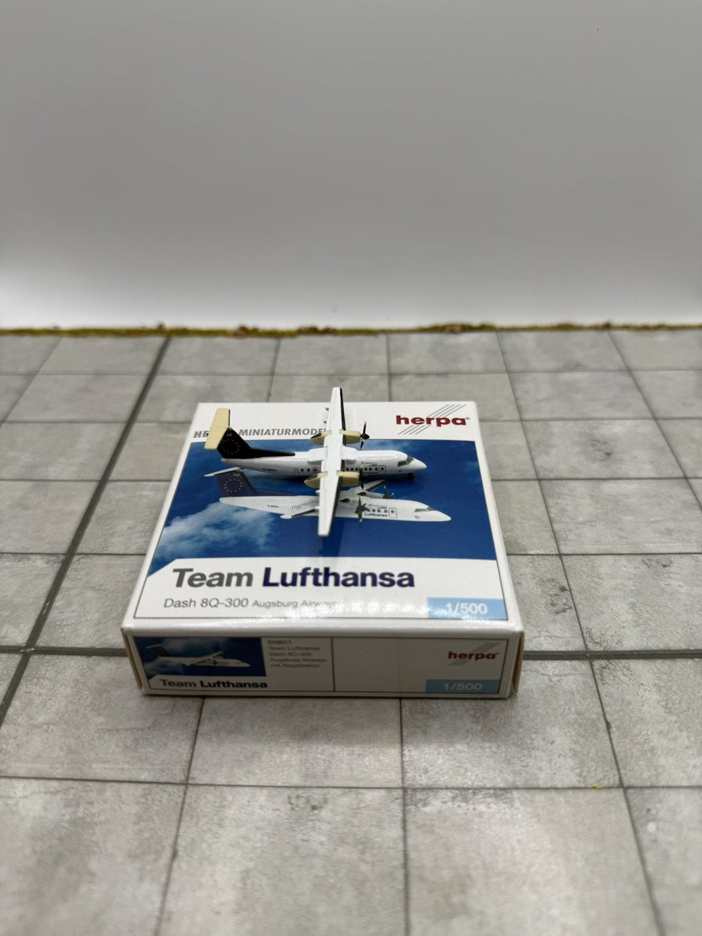Herpa Wings 1:500 Team Lufthansa Dash 8