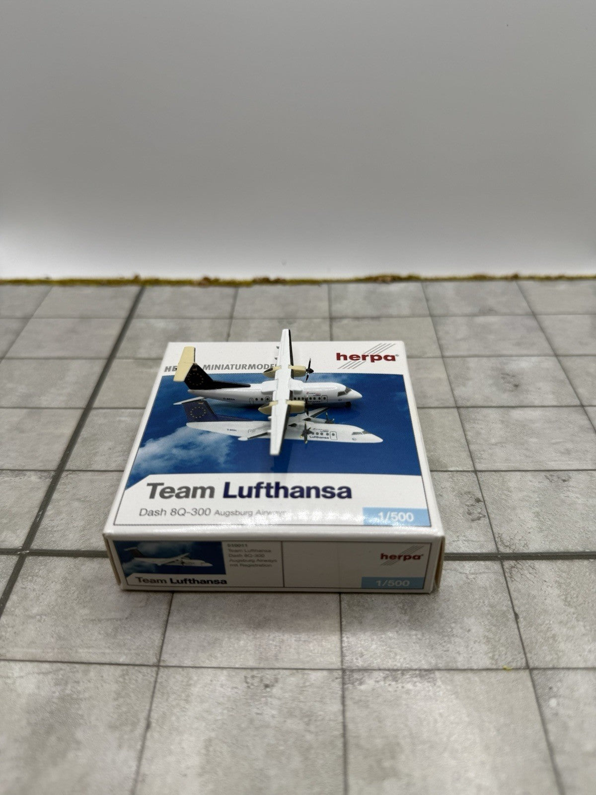Herpa Wings 1:500 Team Lufthansa Dash 8