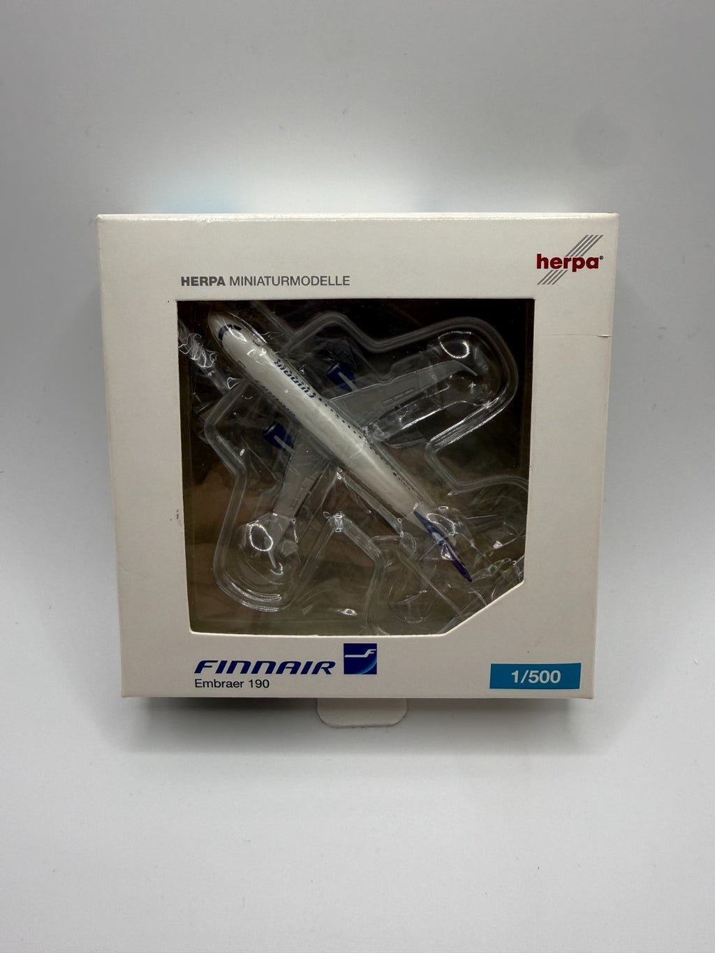 Herpa Wings 1:500 Finnair Embraer E190