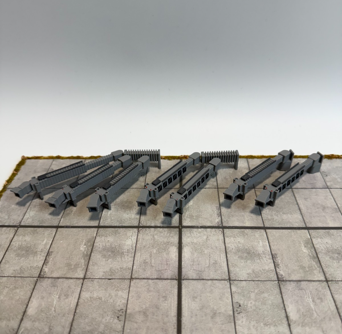 für Herpa Wings 1:500 / 1:400 5x Fluggastbrücken Jet bridges Gangways Zubehör