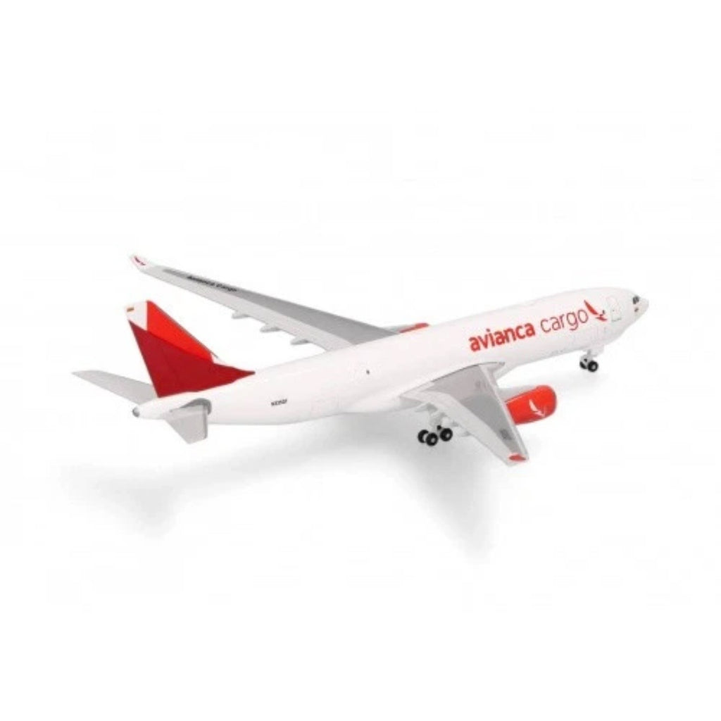 Herpa Wings 1:500 Avianca Cargo Airbus A330-200F – N335QT 526180-001