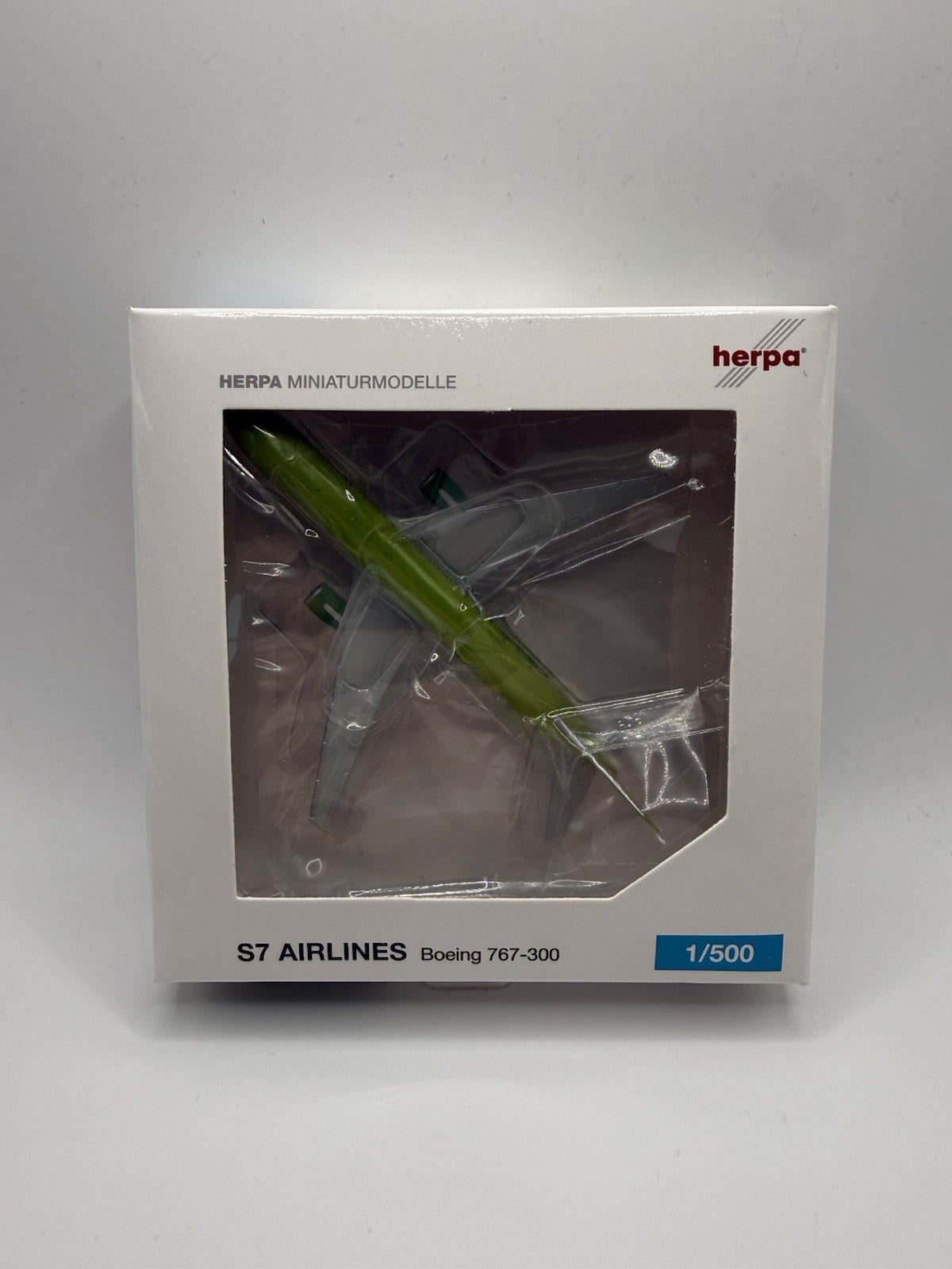 Herpa Wings 1:500 S7 Airlines 767-300