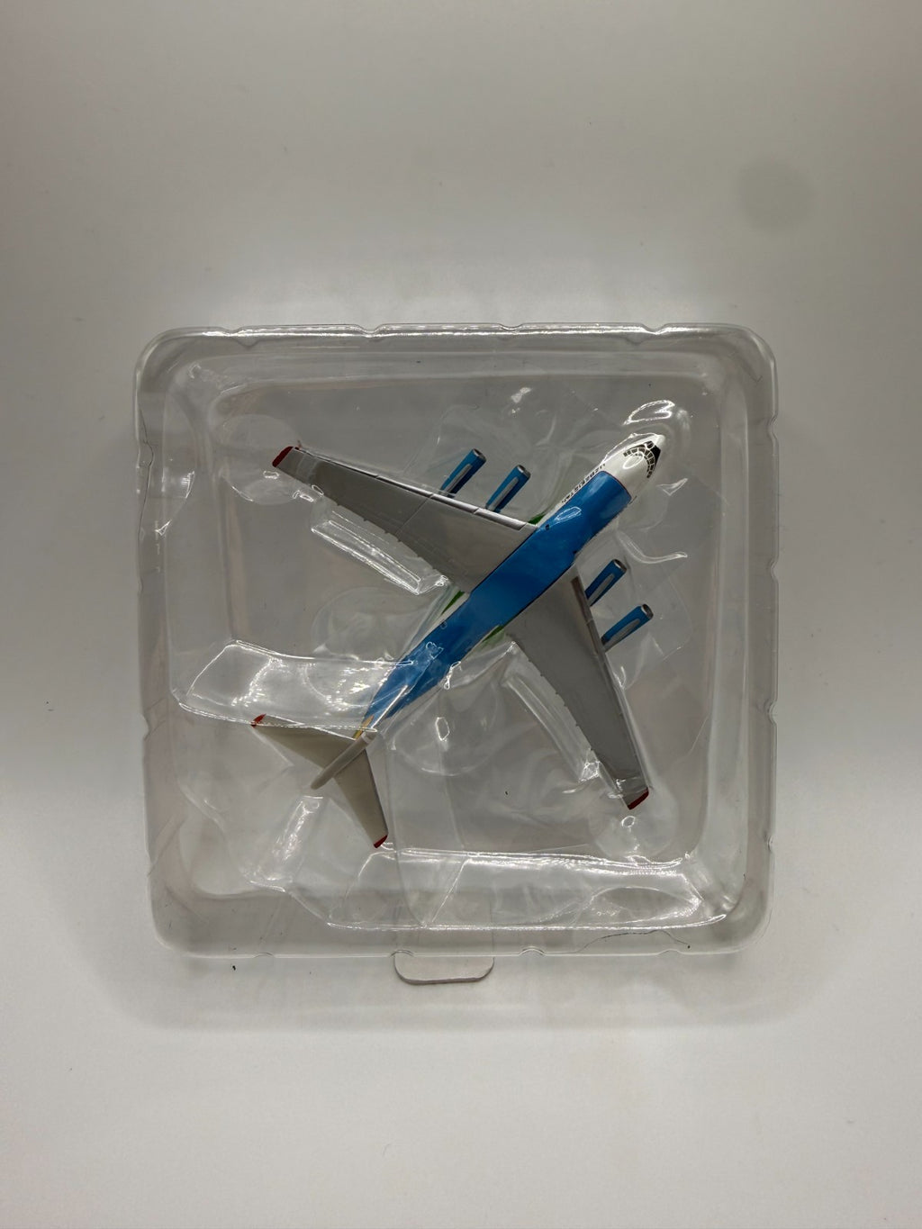 Herpa Wings 1:500 Uzbekistan Airways IL-76