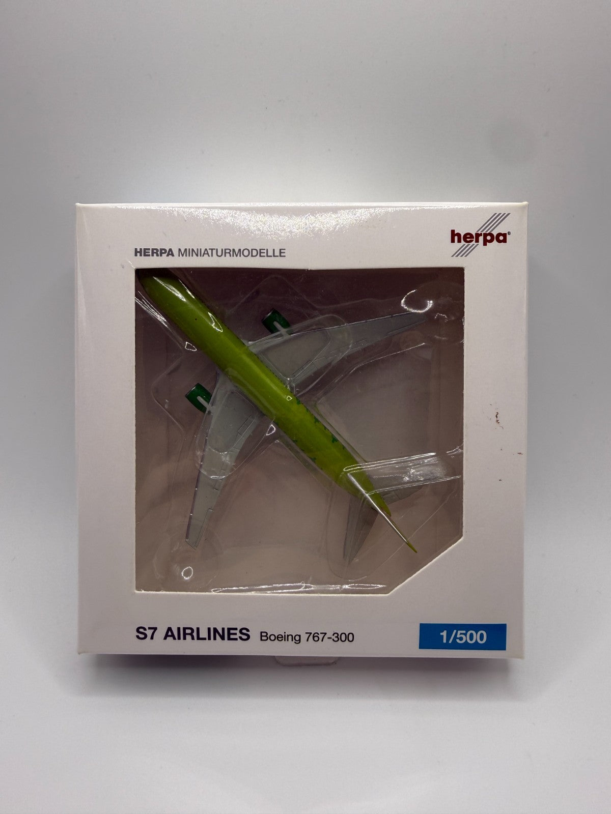 Herpa Wings 1:500 S7 Airlines 767-300