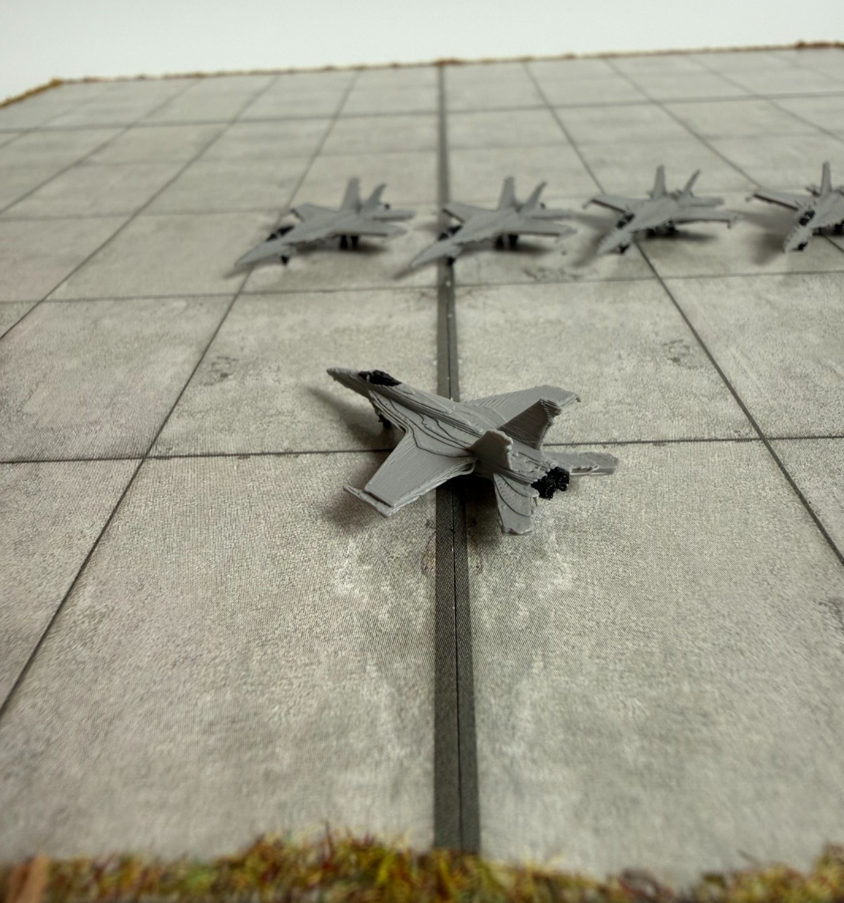 für Herpa 1:500 5x F18 Kampfjet Fighter Jet Military / GSE