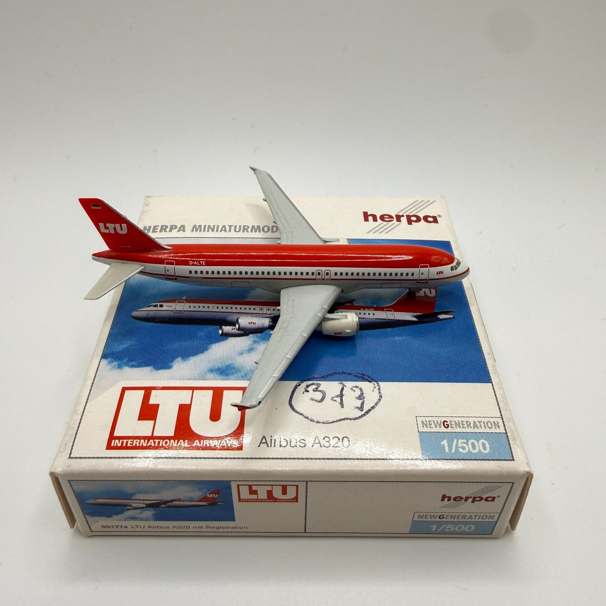 Herpa Wings 1:500 LTU A320