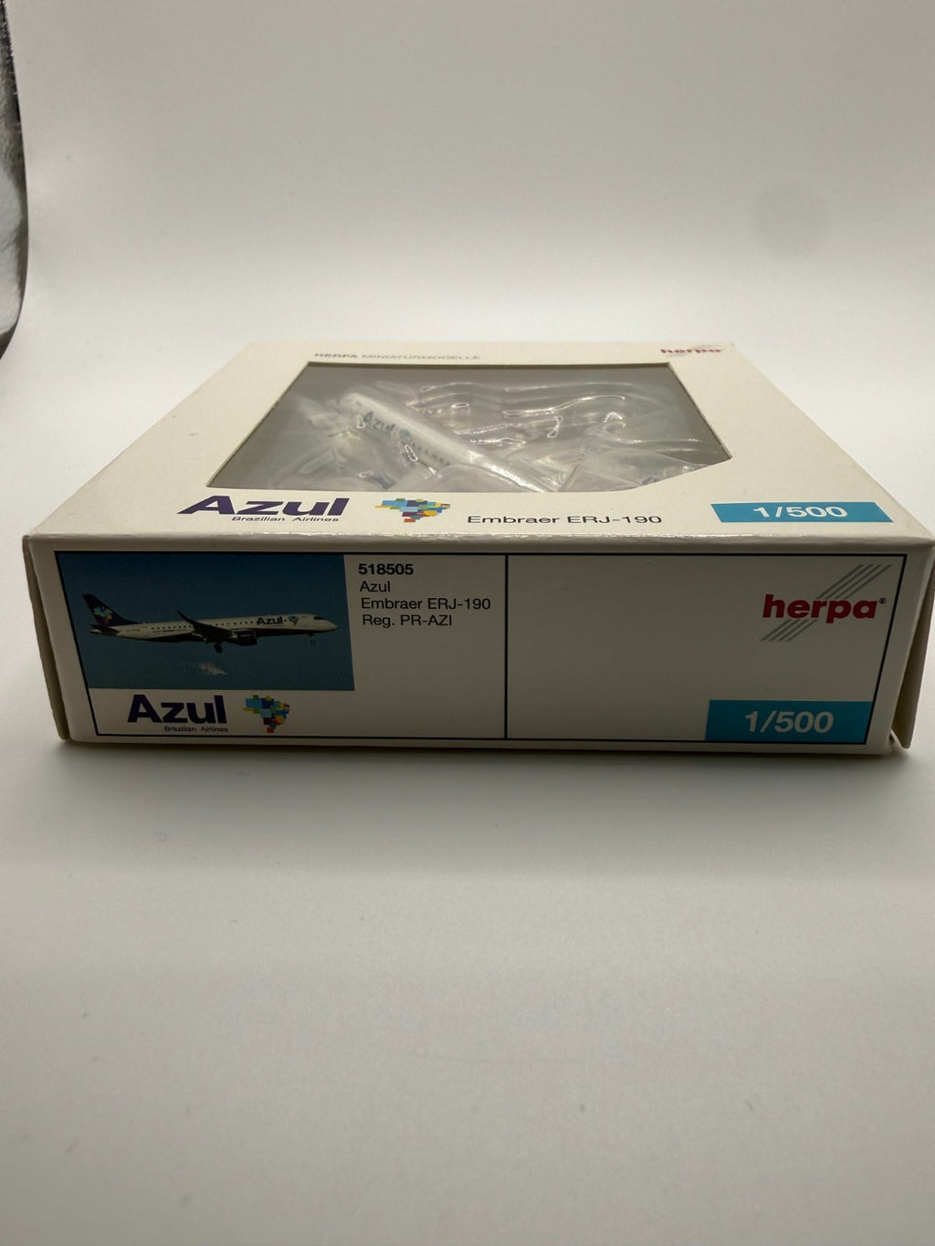 Herpa Wings 1:500 Azul Embraer ERJ-190