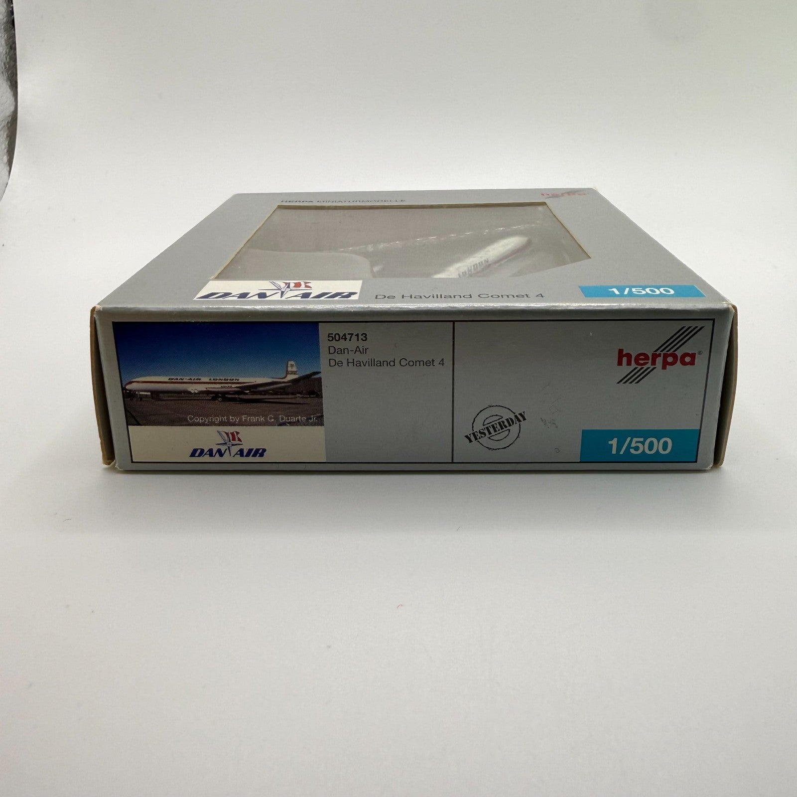 Herpa Wings 1:500 Dan Air De Havilland Comet 4