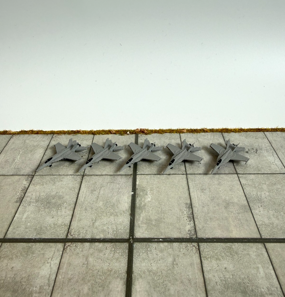 für Herpa 1:500 5x F18 Kampfjet Fighter Jet Military / GSE