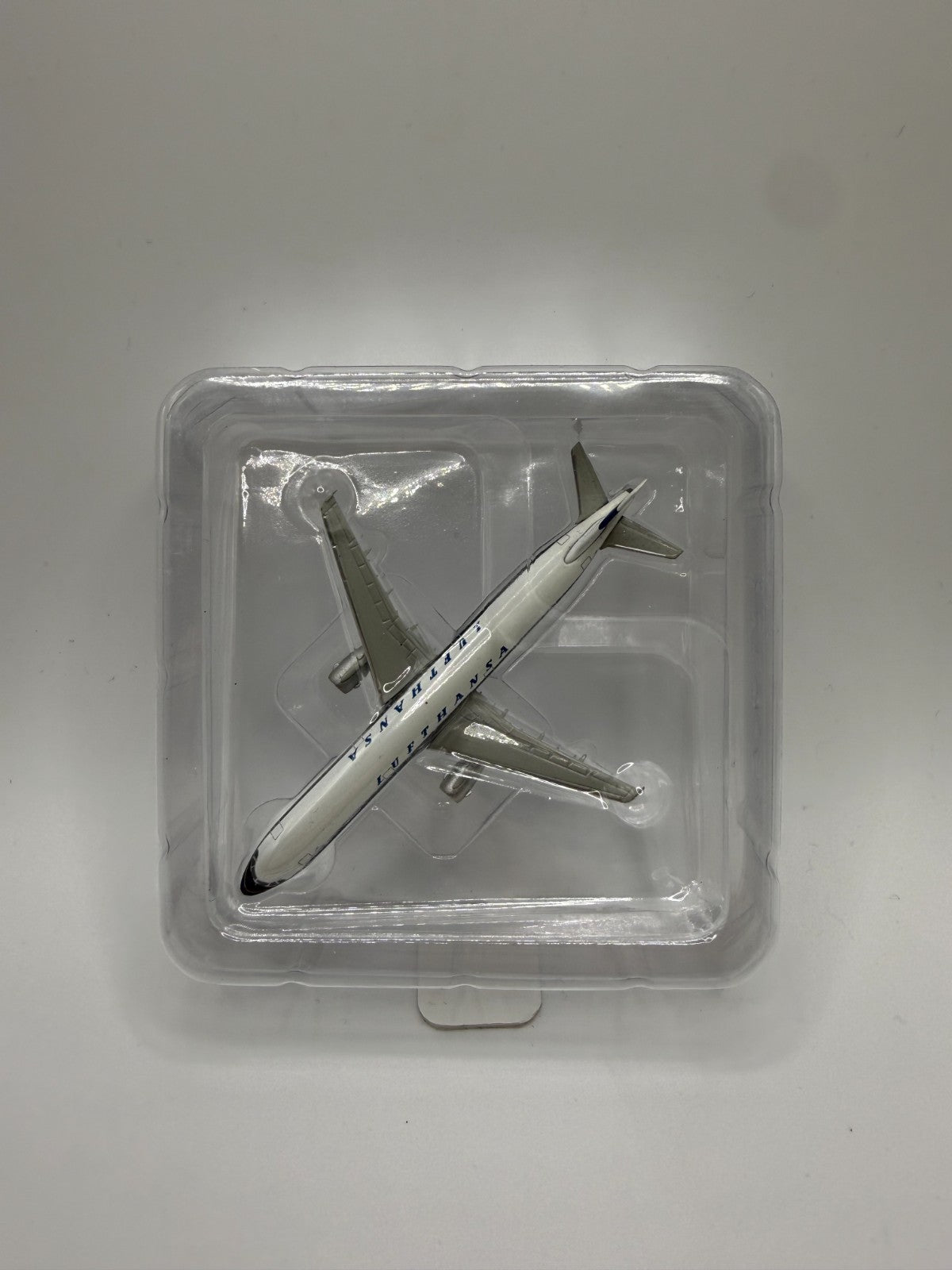 Herpa Wings 1:500 Lufthansa A321 Retro D-AIDV