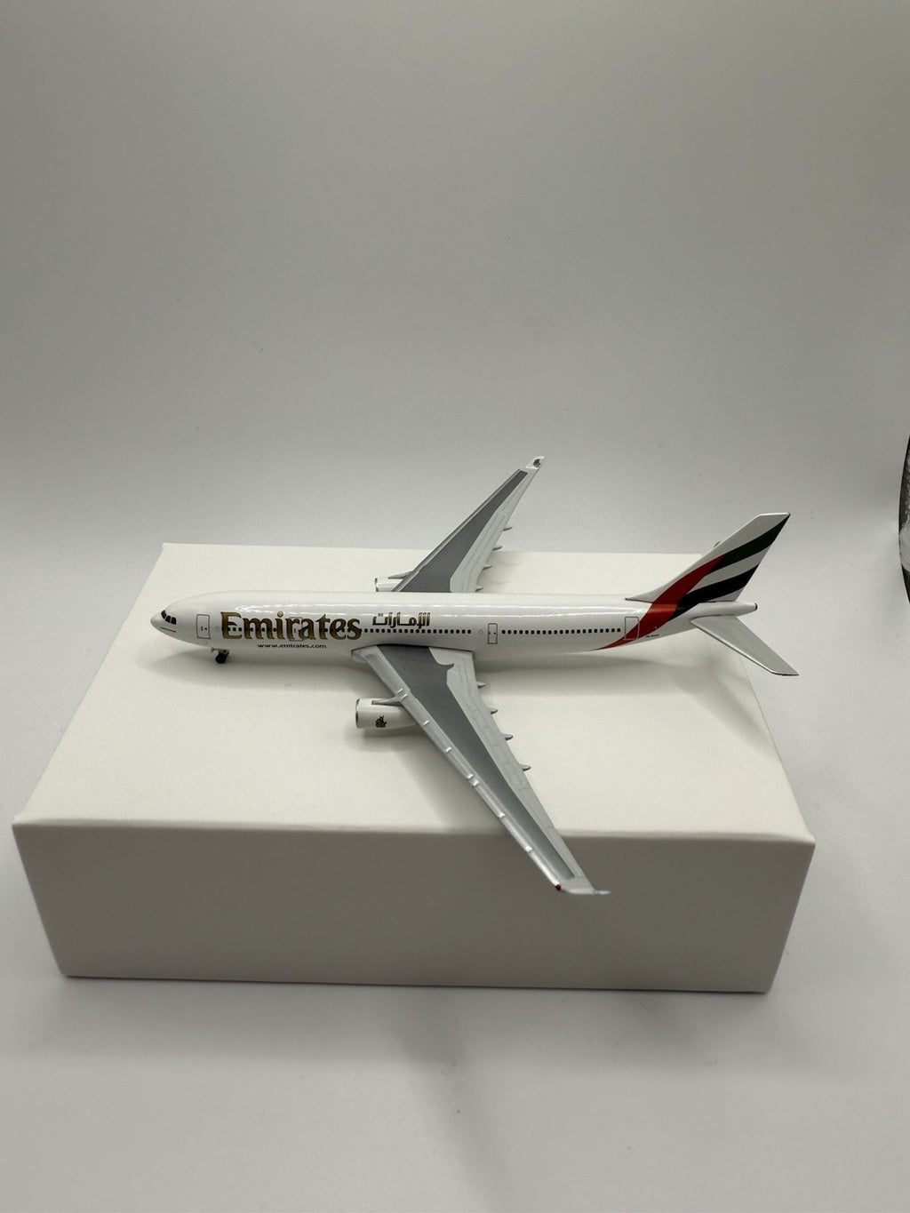 Herpa Wings 1:500 Emirates A330-200