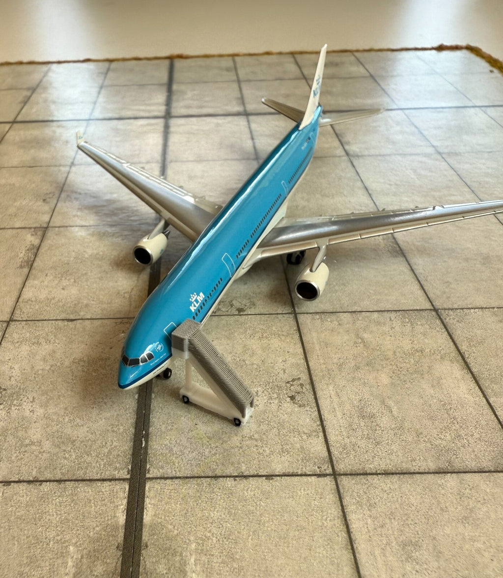 für Herpa Wings 1:500 / 1:400 10x Fluggasttreppen Dach Stairs GSE / Airport