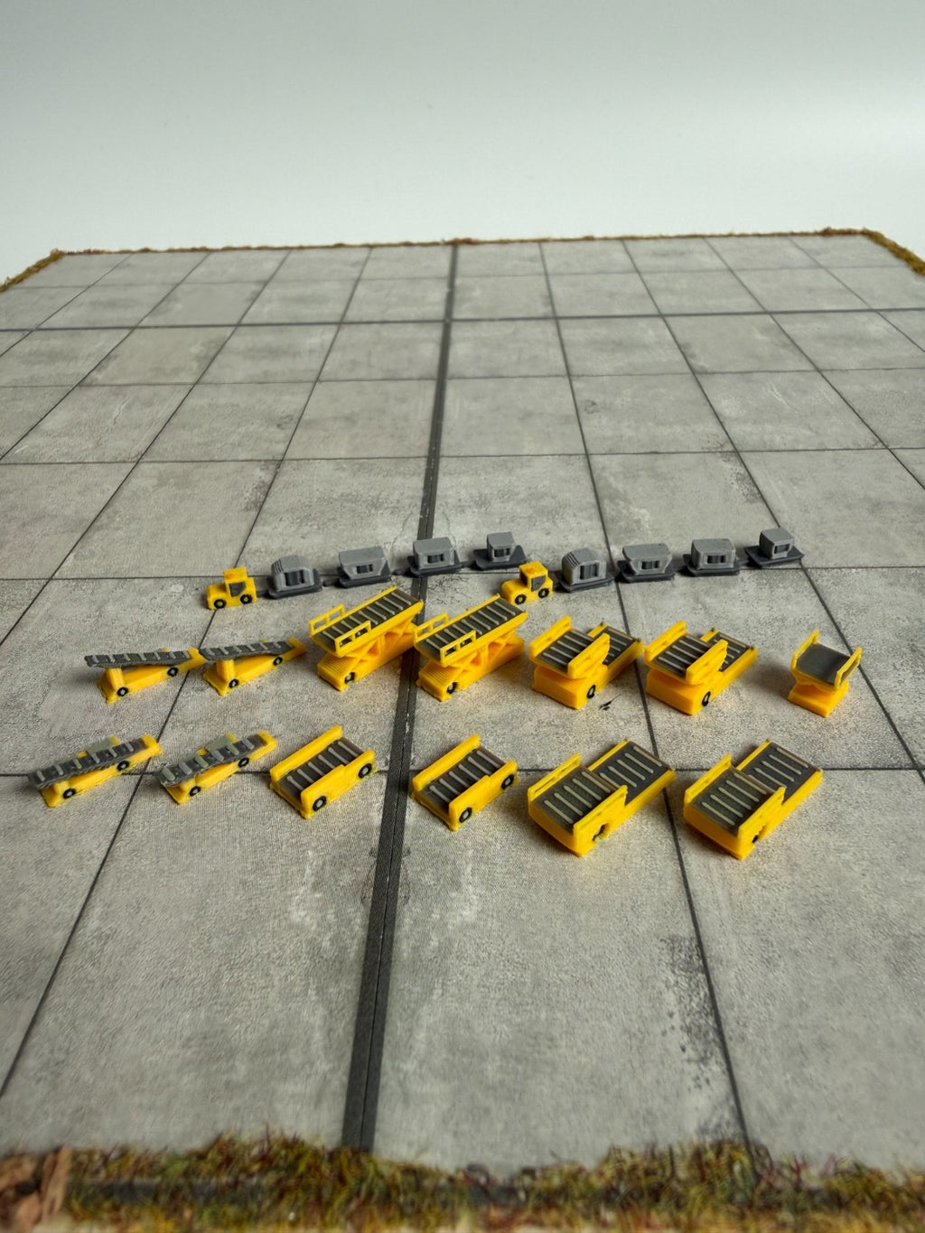 für Herpa Wings 1:500 / 1:400 Cargo Vehicles Set GSE / Airport Accessoires