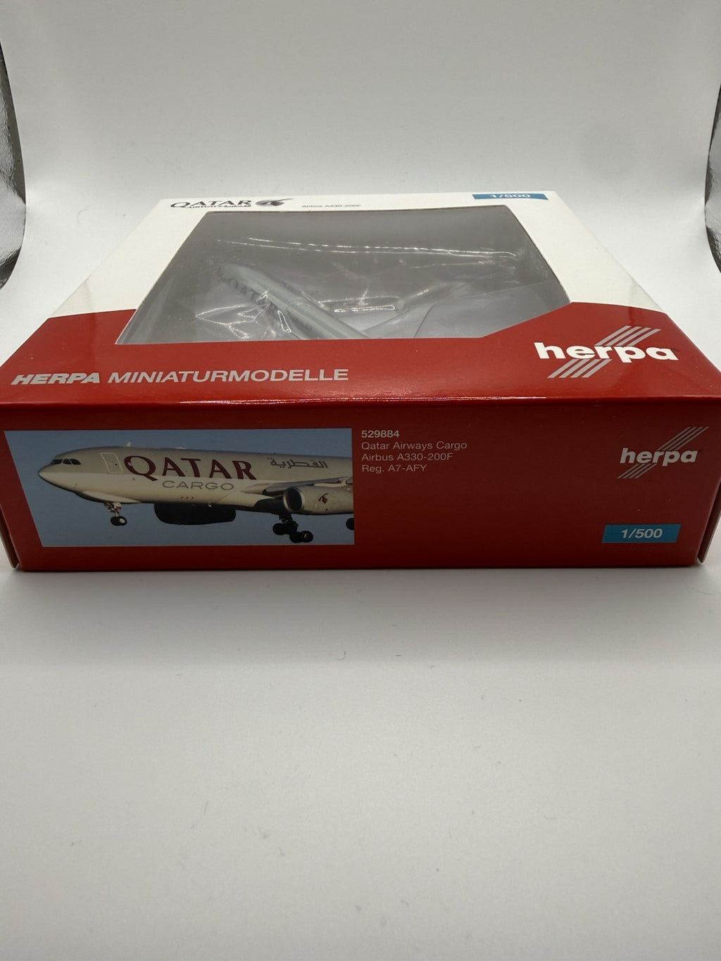 Herpa Wings 1:500 Qatar Airways Cargo A330-200F